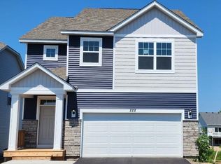 888 Stone Creek Dr, Jordan, MN 55352