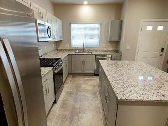 4th image of 532 Ripple Brook Ct