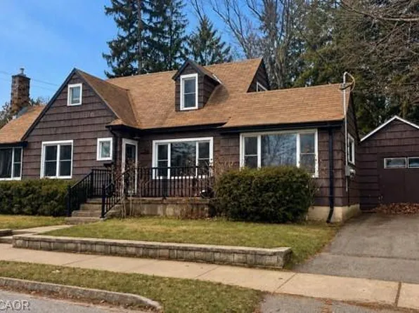 96 Orchard Ave, Norfolk County, ON N3Y 3H1