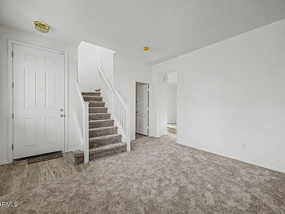 5th image of 1454 E SHERATON Lane