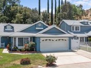 28470 Victoria Rd, Castaic, CA 91384