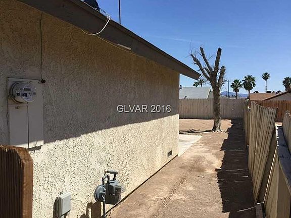 3rd image of 4921 Currie Dr