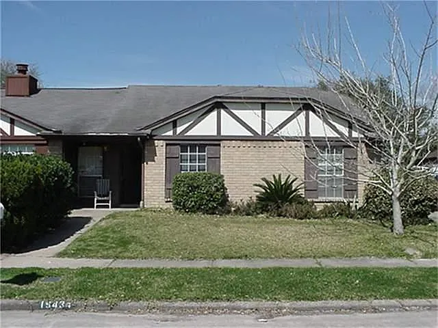 19434 Lazy Valley Dr
