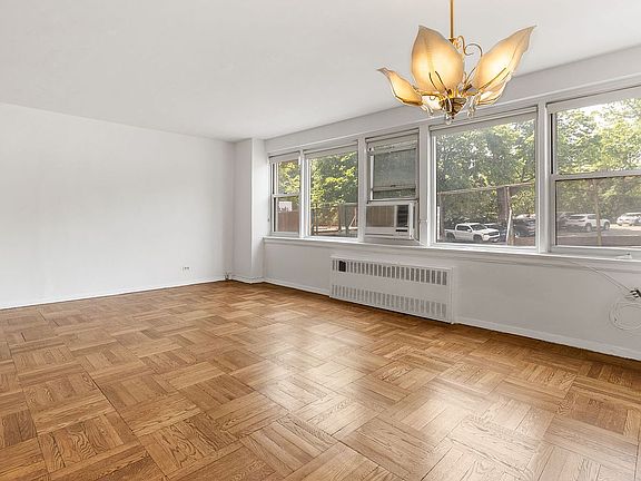 2nd image of 4525 Henry Hudson Pkwy W #111