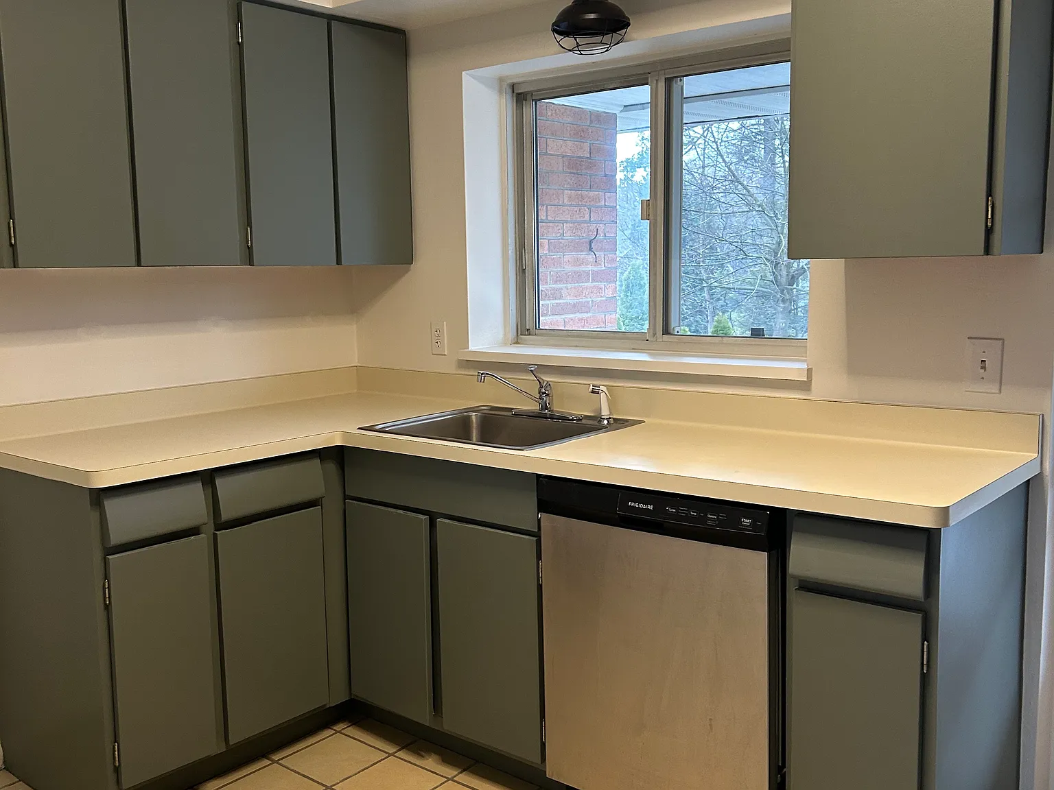 2 bed, 1400 sqft, $2,250 — Photo 4