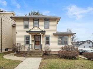 520 Rutherford Ave, Lyndhurst, NJ 07071
