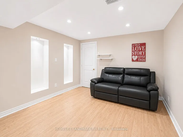 9 Casa Nova Dr #BASEMENT — Photo 4