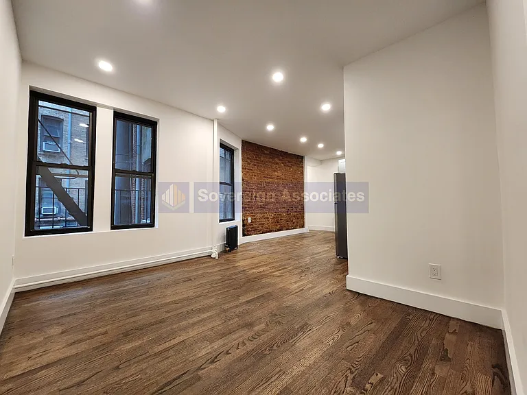 3139 Broadway #1B — Photo 3