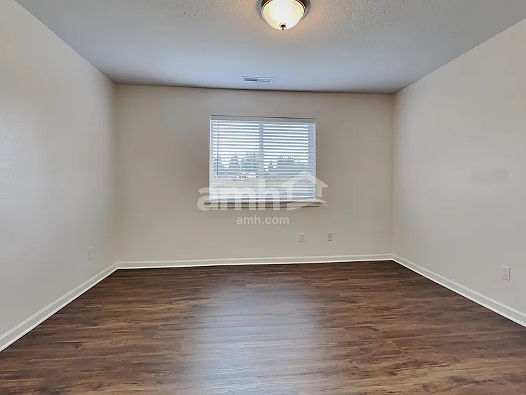 10111 NE 28th Pl — Photo 15