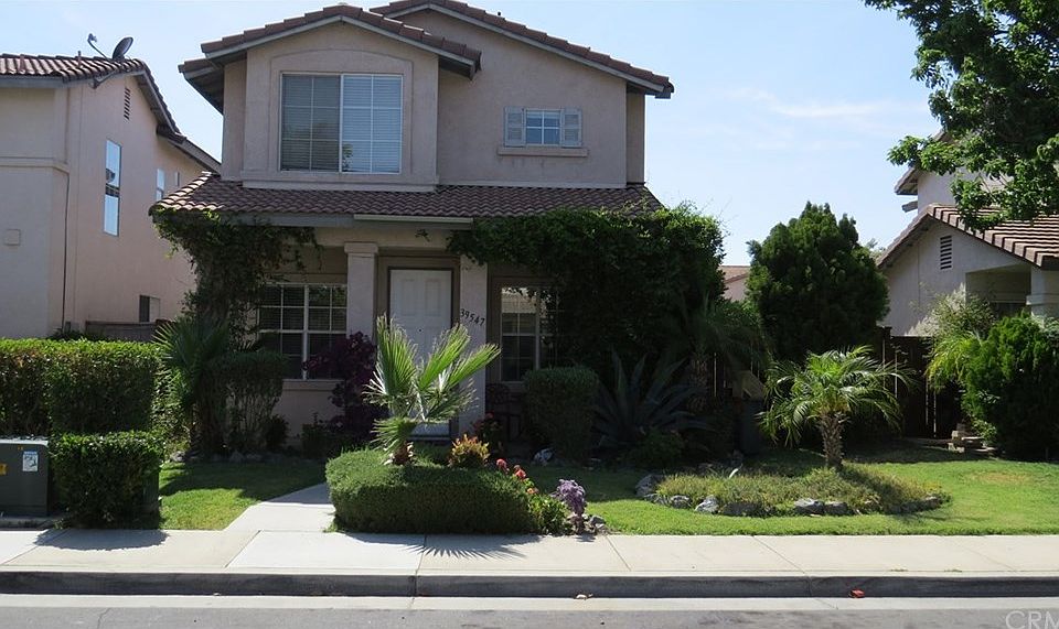 1st image of 39547 Sarah Dr