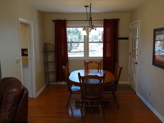 Formal dining room