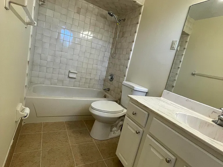 3101 Avenue T — Photo 14