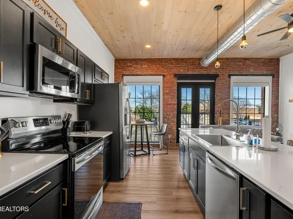 118 Court Ave #5, Sevierville, TN 37862