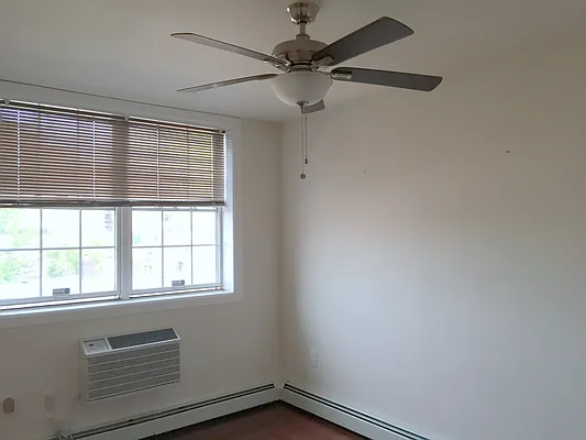 Rented by Salizzoni Realty | media 20