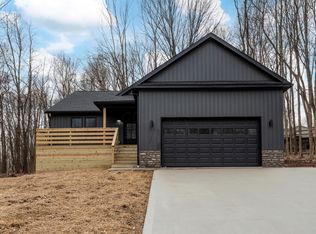 27 Brooklawn Ct, Howard, OH 43028