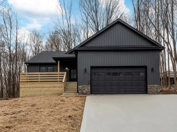 27 Brooklawn Ct, Howard, OH 43028