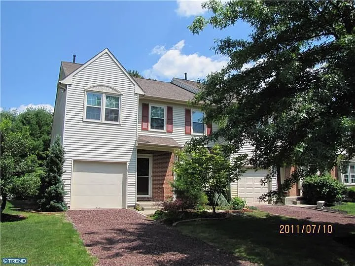 20 Regency Ct photo 1