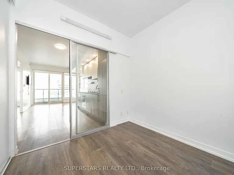 5 Buttermill Ave #1905 — Photo 22