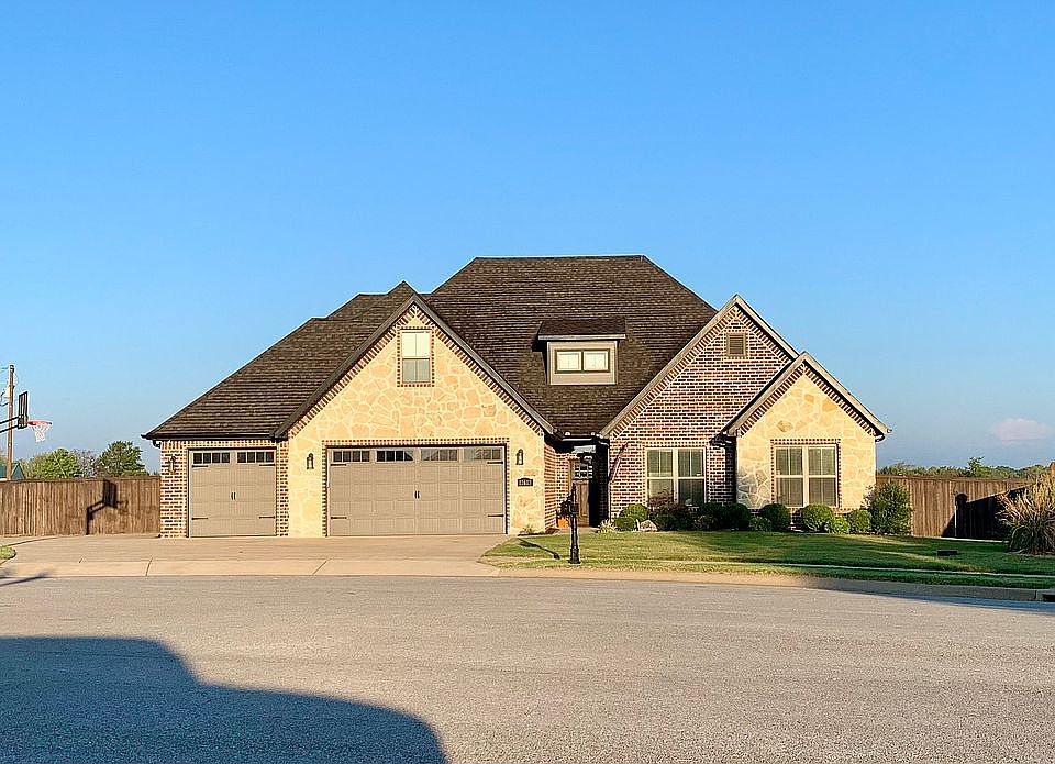 yuu★ 11613 Krew Way, Yukon, OK 73099 | Zillow