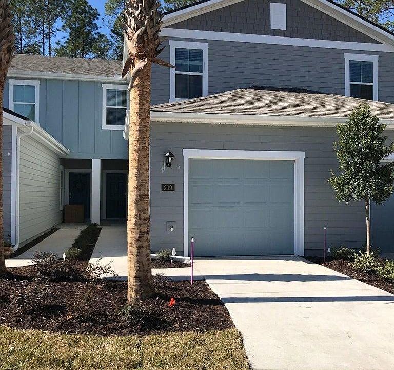 1st image of 219 Scotch Pebble Dr