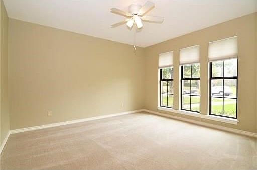4th image of 7507-7509 Wellcrest Dr