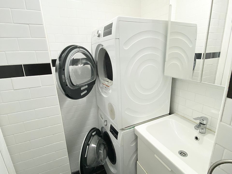 1st image of 348 E 66th St APT 2C