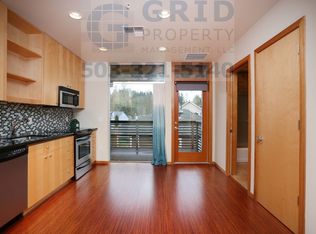 7974 SW 45th Ave APT 203, Portland, OR 97219