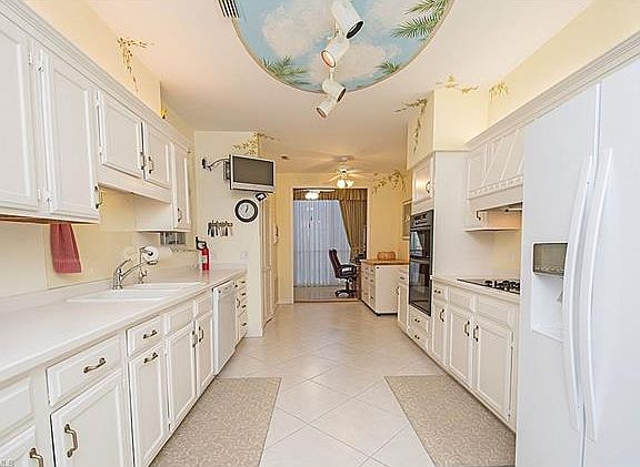 5th image of 812 Hideaway Cir E Unit 113