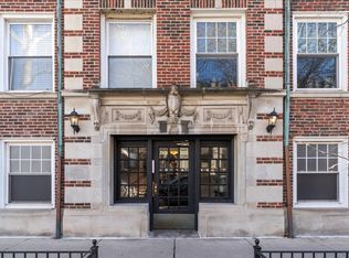 2929 N Pine Grove Ave APT 1, Chicago, IL 60657