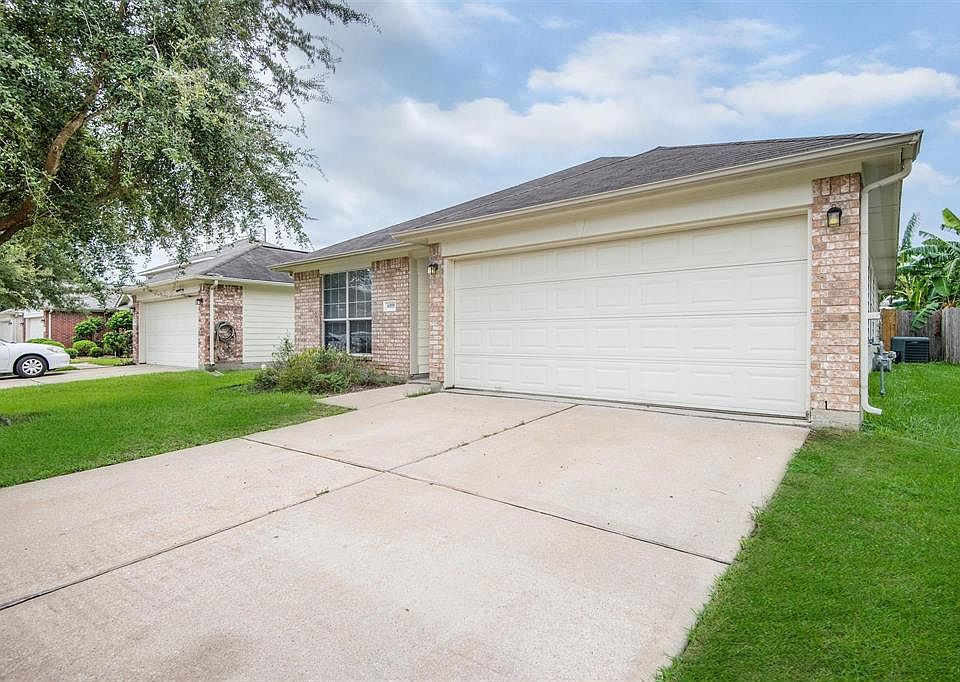 1st image of 6555 Holly Cove Ln