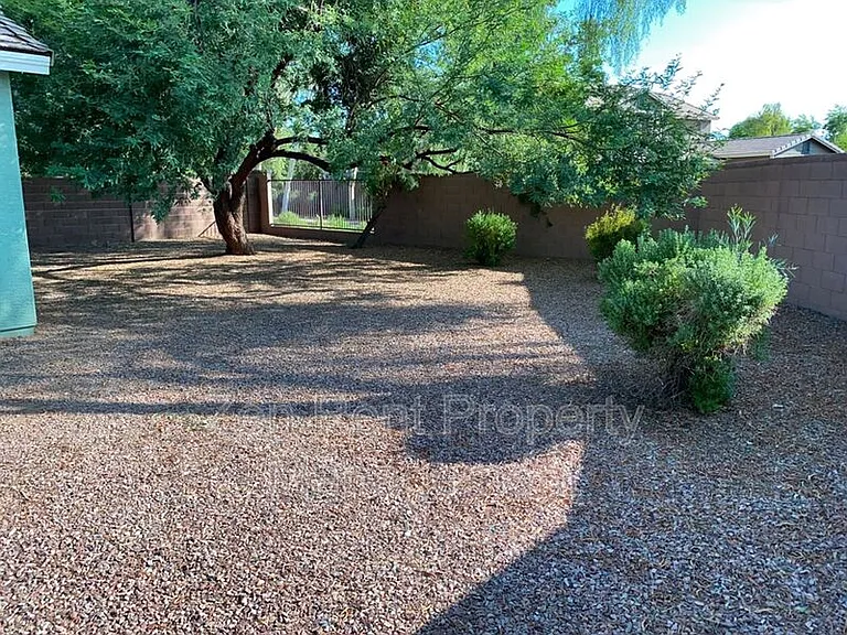 4569 E Sundance Ave — Photo 17