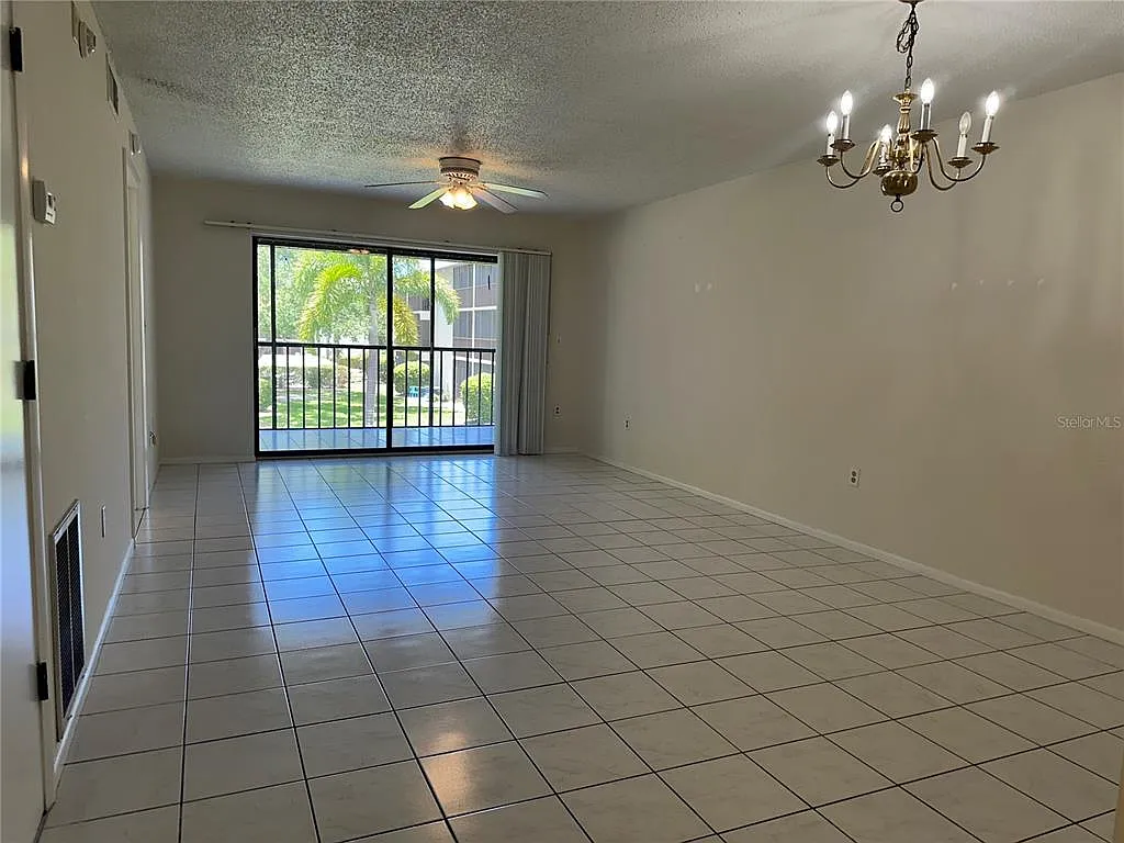 2 bed, 2.0 bath, 1065 sqft, $1,850 — Photo 2