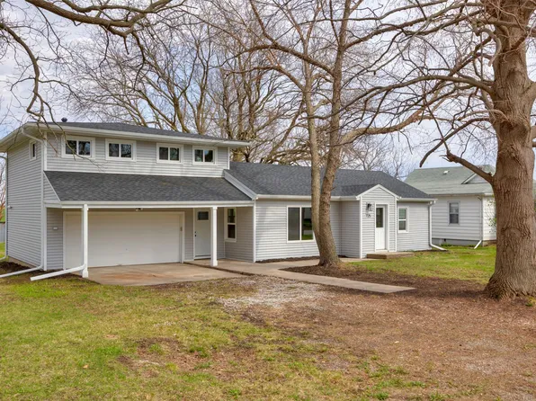 725 4th St, Colo, IA 50056