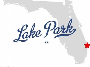 700 Park Ave, Lake Park, FL 33403