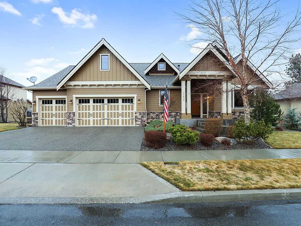1st image of 21625 E Mill River Ln