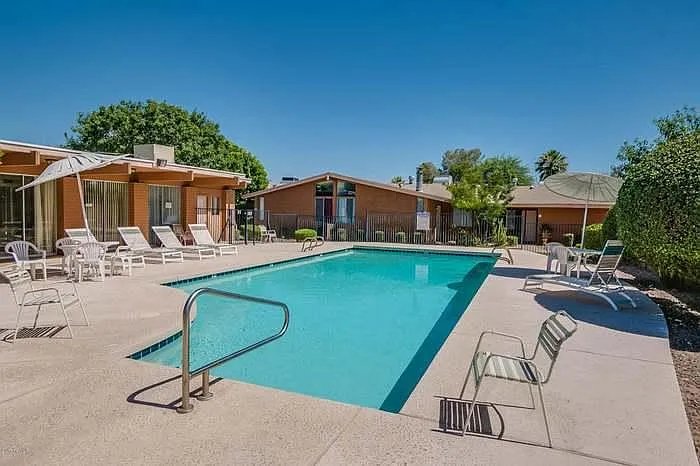 E Campbell Ave, Phoenix — Photo 2
