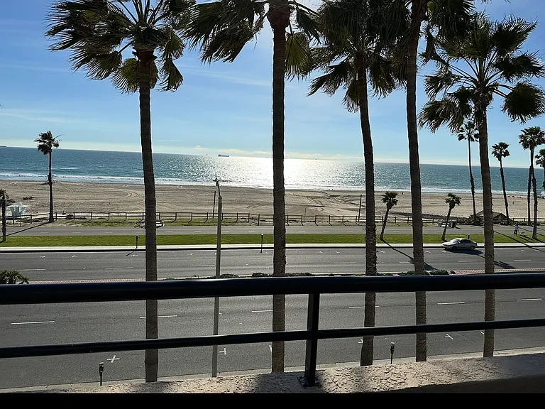 1200 Pacific Coast Hwy #415 — Photo 25