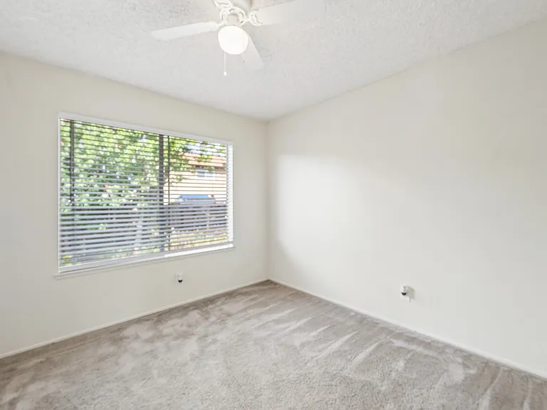 8936 Libra Dr — Photo 27