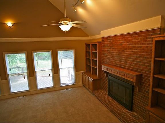 5th image of 4963 Kiowa Ct