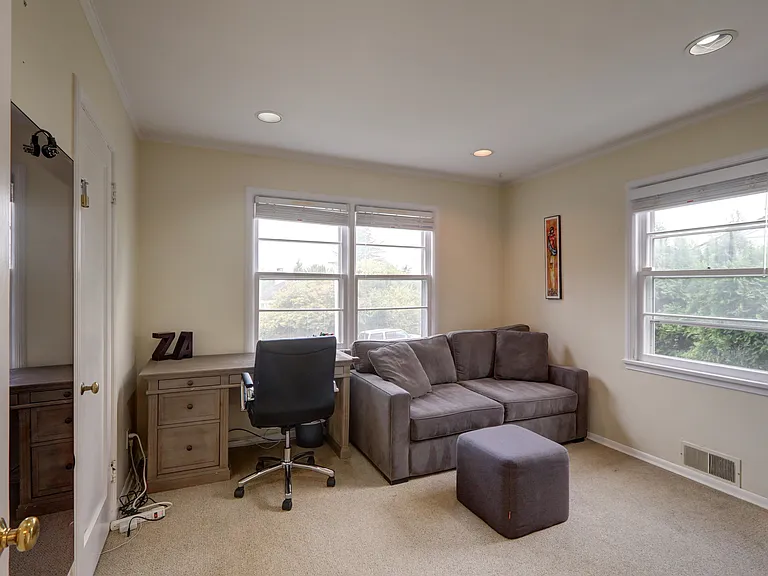 5822 Ann Arbor Ave NE — Photo 13