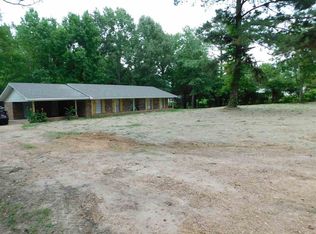 1153 Big Creek Rd, Byram, MS 39212