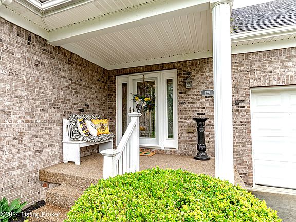 4th image of 129 Blossom Cir