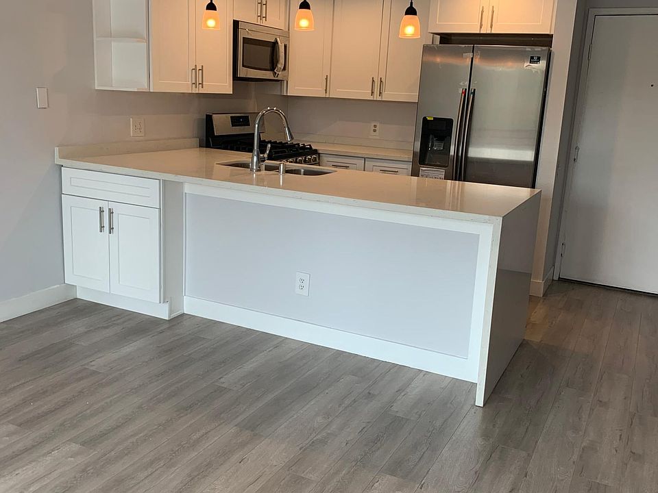 1st image of 6825 Alabama Ave Unit 312