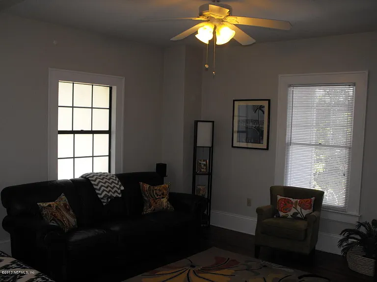 756 Stockton St — Photo 10