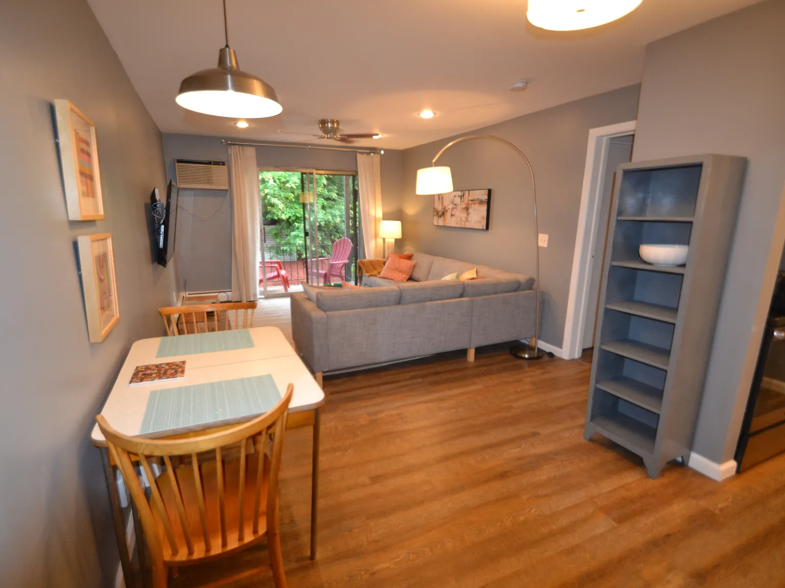 1 bed, 600 sqft, $1,295 — Photo 2