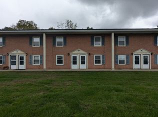 205 E Maple St APT 8, Hartville, OH