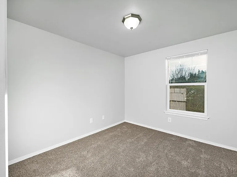 13515 SE Holgate Blvd — Photo 15