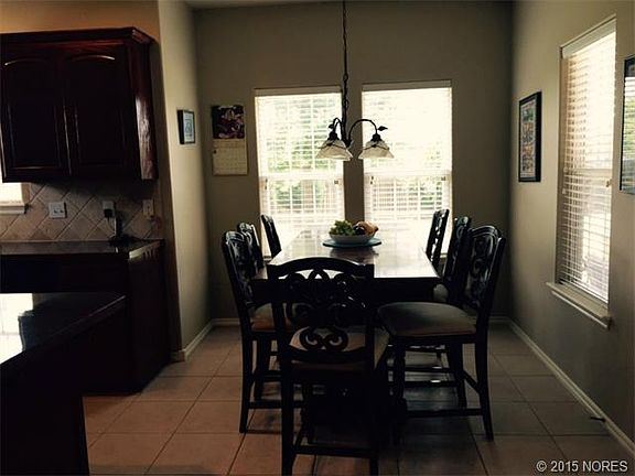 5th image of 10484 S 214 East Ave