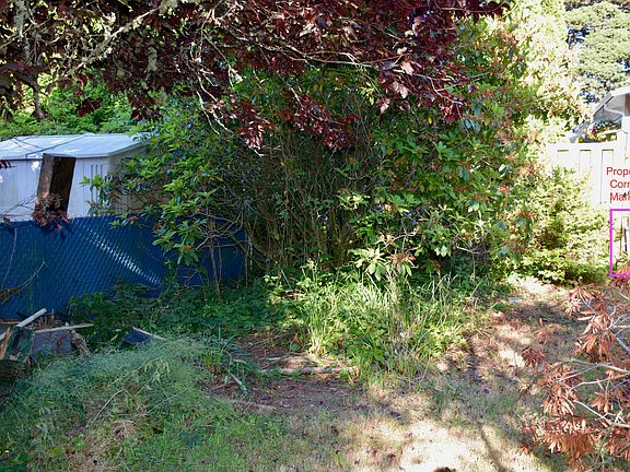 5th image of 5470 El Prado Ave