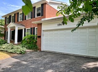 134 Bannatyne Dr, Toronto, ON M2L 2X1